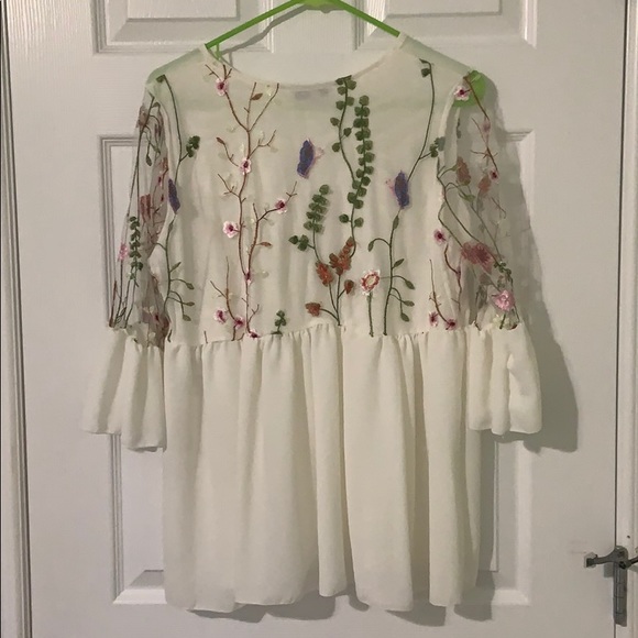 Bell Sleeve Blouse with Embroidery - Picture 3 of 4
